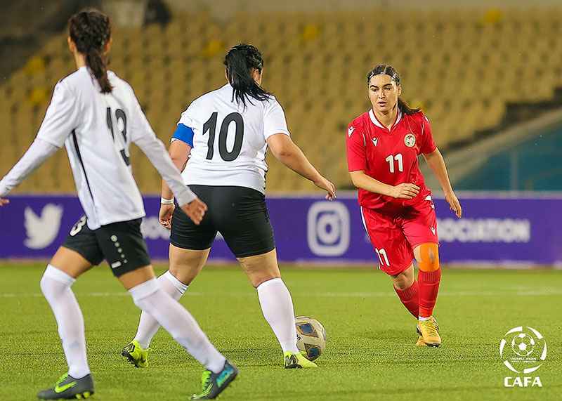 Türkmen futbolçy gyzlar CAFA-2022 çemionatynda Täjigistanyň topary bilen deň oýnady